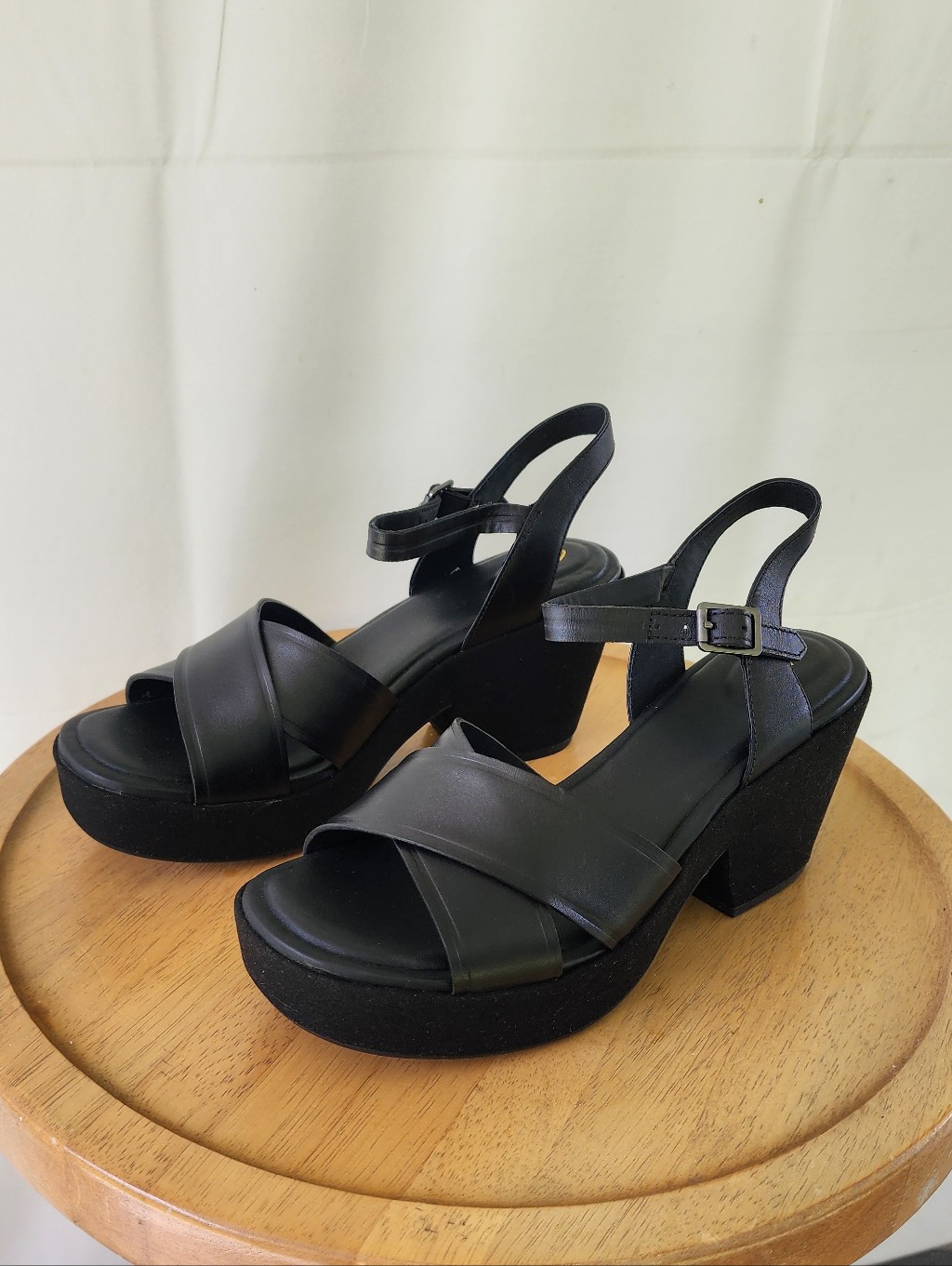 Clarks Maritsa Black Platform Block Heel Sandals Size 9